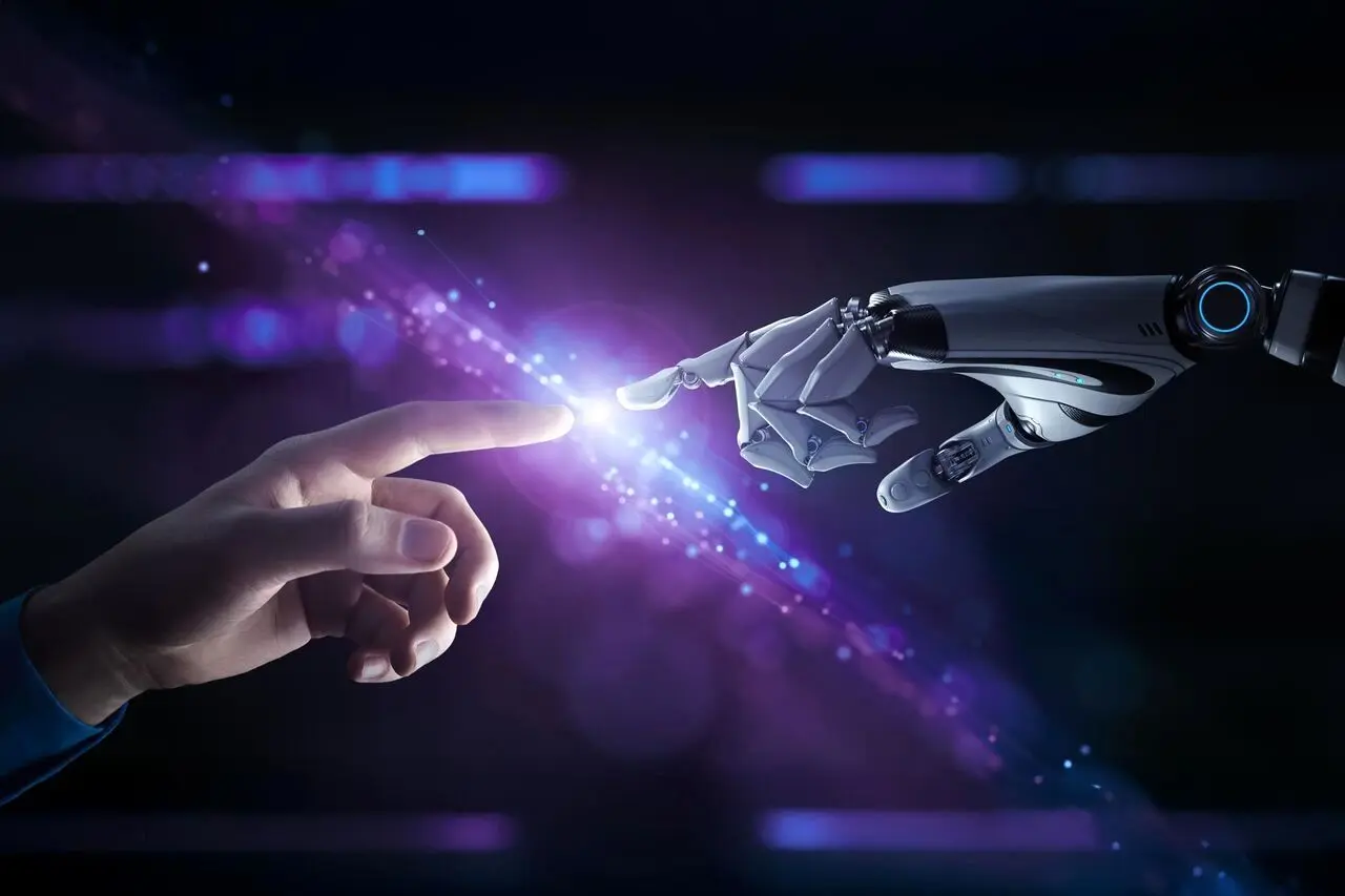 خلاقیت انسان در برابر هوش مصنوعی: همکار جدید، نه جایگزین نابودگر