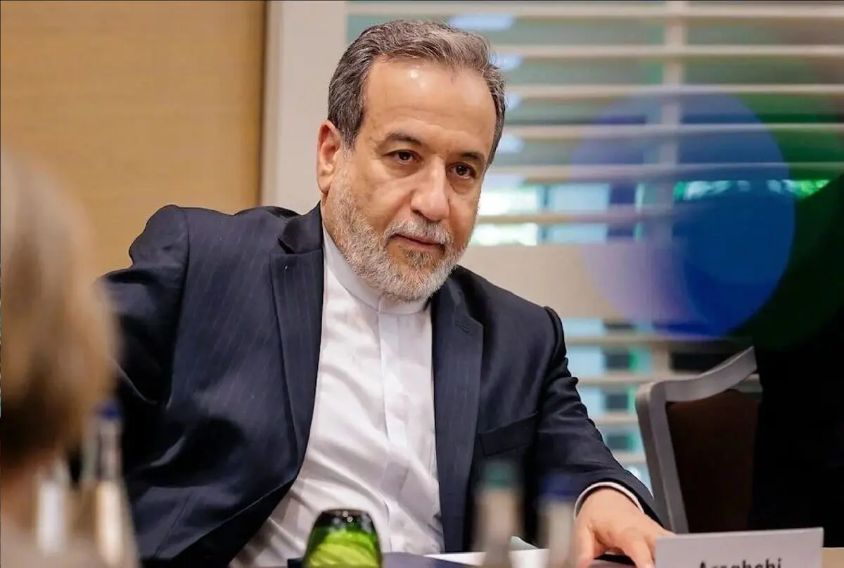 خبر فوری؛ ماجرای دیدار فرماندهان ارشد ارتش با عراقچی چیست؟