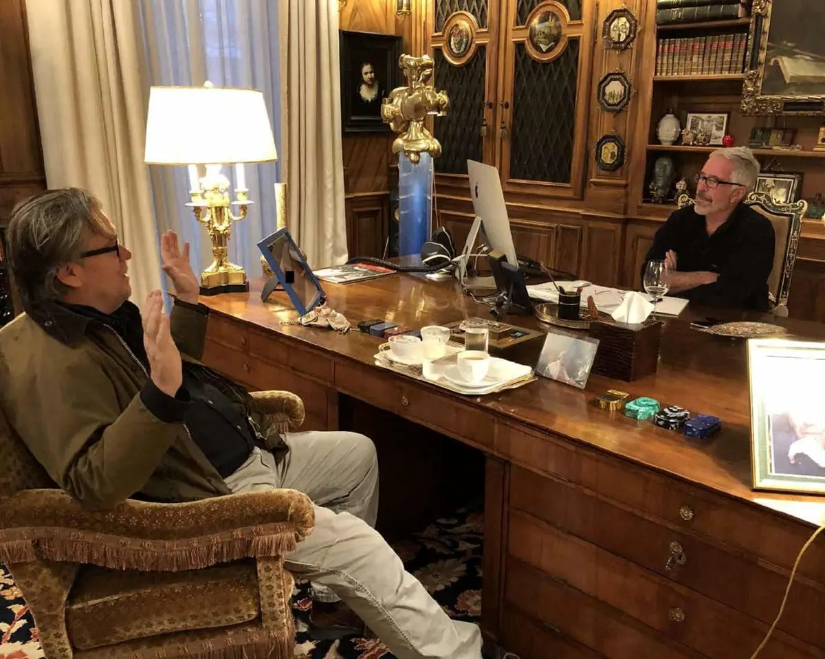 اسناد اپستین پرده از تلاش‌های استیو بنن برای نفوذ در سیاست اروپا برمی‌دارد