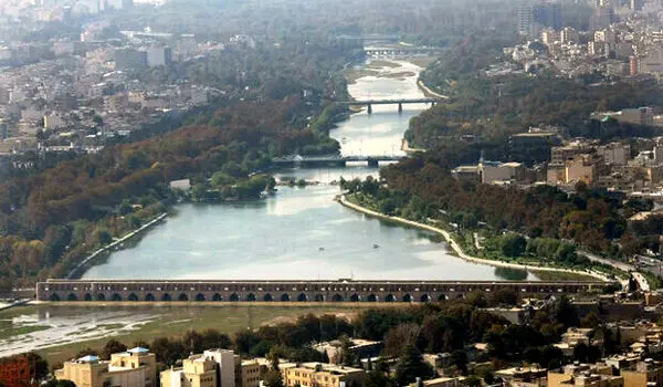 جریان «زاینده رود» با وجود بارشهای بیش از نرمال و وعده های مسئولان قطع شد!!