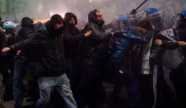 برچسب «دشمنان ایتالیا» از سوی ملونی به معترضان المپیک، نشانه گرایش «سرکوبگرانه» دولت است