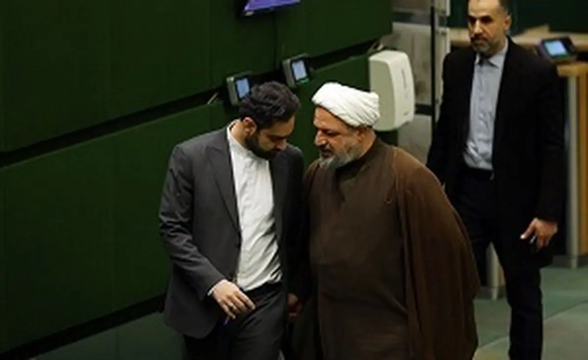 حمله تیم جلیلی در مجلس علیه تلاش‌ها برای لغو تحریم‌ها | رسایی: اجازه مذاکره داده شده که مردم بفهمند، راه حل، مذاکره نیست | ثابتی، مشاور جلیلی: این مسیر به نتیجه نمی‌رسد