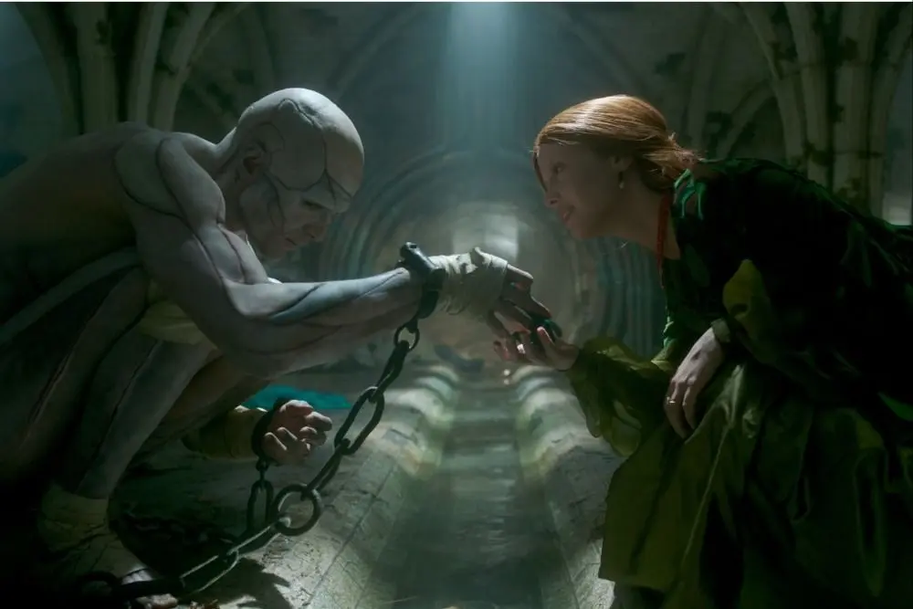 راز روح شکننده موجود در «فرانکنشتاین» دل تورو: چگونه ویولن نقره‌ای تم اصلی فیلم را زنده کرد!