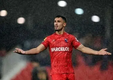 گل علیپور و برتری مقابل سپاهان؛ صندلی درویش در پرسپولیس موقتا امن شد!